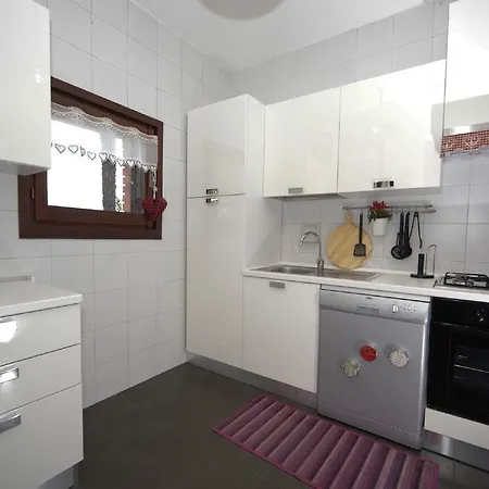 Apartman Red House